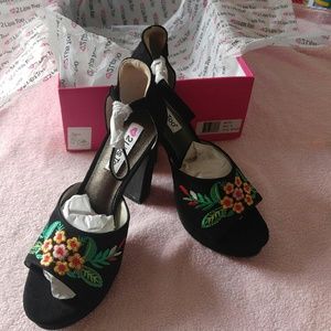 Heels°•HOMECOMING•BALL•CLUBBIN'•Hot